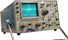 Grüne abdeckung der signallampe (unterhalb zeitbasis schalter) fehlt. Oscilloscope 485 Equipment Tektronix Portland Or Build