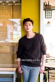 1988년 12월 16일 (32세) 대한민국: ë°•ì„œì¤€ ì•„ì´ë´í‹°í‹°ì¸í„°ë·° í•œê²½ë‹·ì»´