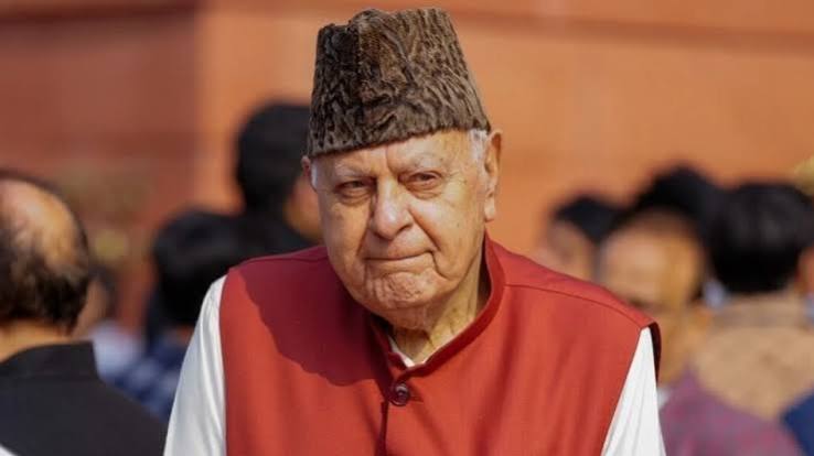 जब-जब स्टेटहुड की मांग...' कश्मीरी पंडितों को मिली धमकियों पर क्या बोले फारूक अब्दुल्ला - farooq abdullah questioned threats kashmiri pandits amid statehood demand ntc drmt - AajTak