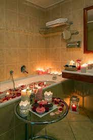 Bring your artwork to life with the texture and depth of a stretched canvas print. Romantic Bubble Bath Bild Von Boutique Hotel Constans Prag Tripadvisor
