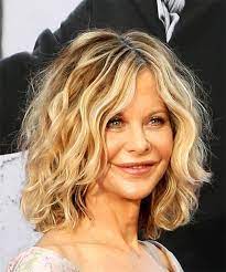 Meg Ryan Curly Hair Google Search Meg Ryan Frisuren Haarschnitt Meg Ryan Haarschnitte