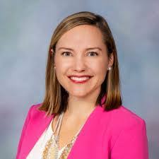 Colleen Dutton's Instagram, Twitter & Facebook