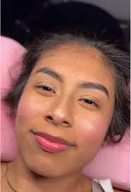 Depilación y diseño de cejas en Panamá