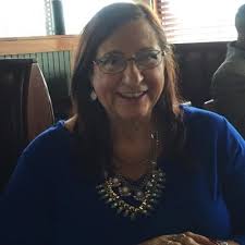 Lisa Allala's Instagram, Twitter & Facebook