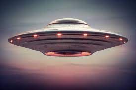 17,400+ Alien Ship Stock PH๏τos, Pictures & Royalty-Free Images - iStock |  Alien ship in sky, Alien ship earth, Alien ship vector