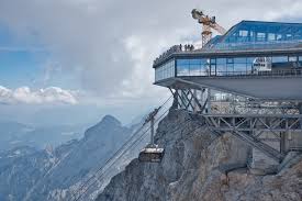 Noch hängt die havarierte gondel der seilbahn zugspitze an der unfallstelle. Die Seilbahn Zugspitze Foto Bild Deutschland Europe Bayern Bilder Auf Fotocommunity
