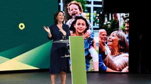 We link to the best sources from around the world. Die Grunen Haben Die K Frage Mit Annalena Baerbock Klug Beantwortet Kommentare