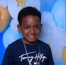 Karlene Smith's Instagram, Twitter & Facebook