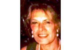 Maureen Morelli's Instagram, Twitter & Facebook