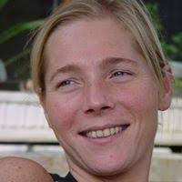 900+ "Boos" profiles