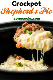 This Crockpot Shepherd S Pie Is Made In Your Slow Cooker And Is An Easy Wa Beef Crockpot Recipes Slow Cooker Crockpot Recipes Beef Ground Beef Crockpot Recipes