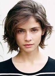 Faux bob cute short haircut. Getting Those Cute Short Hairstyles To Look Better Fashionarrow Com