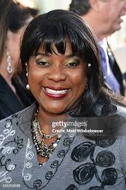 4,536 Loretta Devine Photos & High Res Pictures