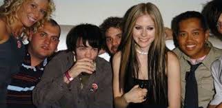 Who is the boy friend of avril lavigne? Avril Lavigne And Deryck Whibley Dating Gossip News Photos