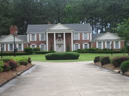 The President S Home At Grambling State University Is Particularly Elegant And Stately President Houses House Styles House