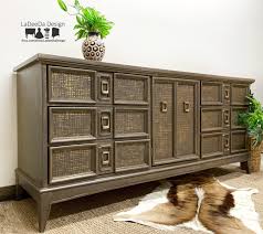 Painted Bedroom Dresser Set Mid Century Dressers Headboard And Mirror 4 Piece Vintage Dresser Set In 2020 Wood Dresser Dresser Sets Bedroom Dresser Sets