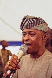 Alhaji Rasheed Ayinde Merenge performing at an event in Ibadan last  evening. 📸Ayo Adams