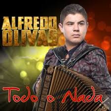 Es un buen músico y compositor. Alfredo Olivas Net Worth