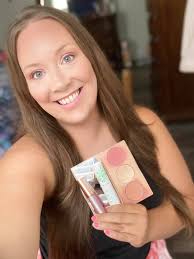 Did a quick Summer Go to look and I've been Challenged to sell 5  FOUNDATIONS ❣️ This is VFX IM WEARING one of my favorites with Full  Coverage🥰 let me know if