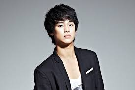 15 Supercool Korean Hairstyles For Men 2021 Hairstylecamp