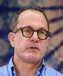 Barry Roth's Instagram, Twitter & Facebook