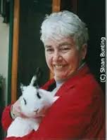 Girls A to Z: Bunting, Eve, Bloom, Suzanne: 9781620910283: Amazon.com: Books