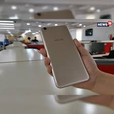 Vivo V5s With 20-Megapixel Selfie ...