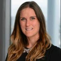 Lisa Bye's Instagram, Twitter & Facebook