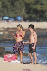 Witness Ali Fedotowsky-s alluring form