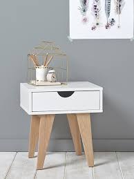 Table de nuit pour bébé et enfant : Table De Chevet Maison Vetement Et Deco Cyrillus