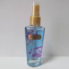 Victoria's secret design and create a huge range of lingerie, nightwear and beauty products for women. Amazon Com Victoria S Secret Endless Love Bath And Shower Spray Fragrances Beauty