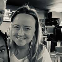 Jill Harder's Instagram, Twitter & Facebook