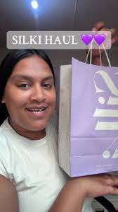 Amber Davids (@amberrdavids)