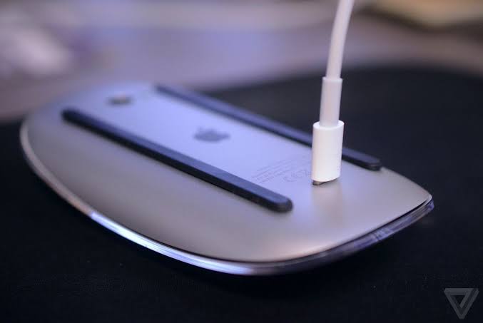 It's 2022 and the Magic Mouse still charges from the bottom | The Verge