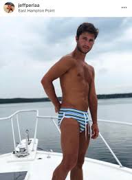 ArchiveDongs 2019 - No.42237 - Anything on Jeff Perla in NYC? Hes also  @thetravelinbum so - male general