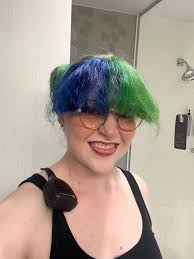 Sydney Rush (@GingerRoadLife)