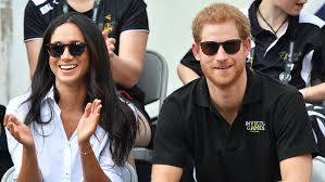 All black richie mccaw created a right royal stir when he turned down a wedding invitation to prince william and kate's wedding this friday, but more than 1900 guests will attend. Guests Invited To The Royal Wedding Variety