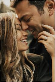 Cute Couples Hugging Paar Ziele Couple Goals 2019 Susse Paare Lieben U Engagement Pictures Poses Engagement Photo Poses Engagement Announcement Photos
