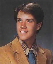 Lisa Dickman's Instagram, Twitter & Facebook