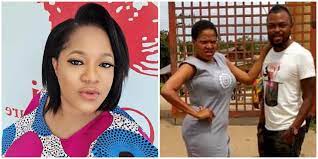 Toyin abraham ajeyemi (born olutoyin aimakhu) is a nigerian film actress, filmmaker, director and producer. Actress Toyin Abraham Shares Throwback Photo With Hubby Fans React