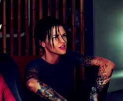 Inmate who fought an apocalypse, john wick and meg.met xander & the bellas. Come On Sucker Lick My Battery à¸‡ãƒ„ à¸‡ Silverliningjohn Ruby Rose In The Meg