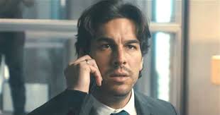 Is Netflix's Bird Box Barcelona Better Than the Original Movie?