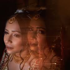 Sushmita Roy Doss (@sushmita_roy)