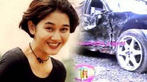 Listen to music from nike ardilla like bintang kehidupan, seberkas sinar & more. 7 Benda Kesayangan Milik Nike Ardilla Yang Terpajang Rapi Di Rumah Ada Potret Artis Cantik Ini Tribun Sumsel