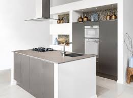 how to make an interesting art piece using tree branches ehow moderne keukens keuken met kookeiland keuken