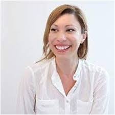 Lisa Brey's Instagram, Twitter & Facebook