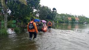 Koordinasi dengan para nelayan dilakukan untuk dapat mencari dan menemukan para nelayan itu. La Nina Moderat Masih Mengancam Cilacap Waspada Banjir Dan Longsor Regional Liputan6 Com