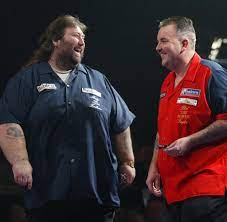 He won the 2004 bdo world darts championship and the 1999 winmau world masters. 90qzpaluede0um