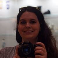 Mandy Becker's Instagram, Twitter & Facebook