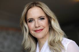 Kelly preston, 'jerry maguire' actress, dies at 57. Kelly Preston Actor And Wife Of John Travolta Dead At 57 Cbc News